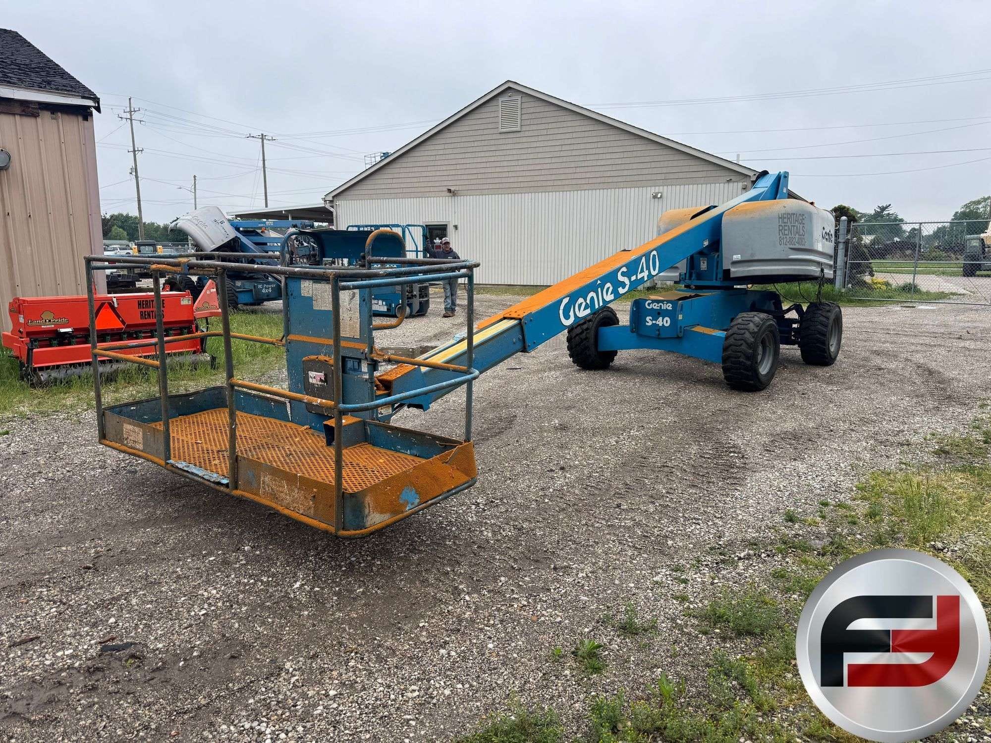 2006 Genie S-40 Equipment Image0