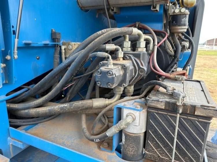 Main image Genie S-40 11