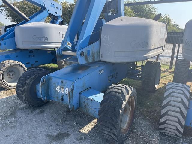 Image of Genie S-60 equipment image 2