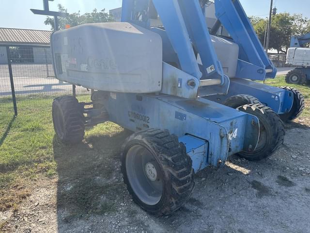 Image of Genie S-60 equipment image 1