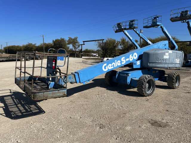 Image of Genie S-60 equipment image 1