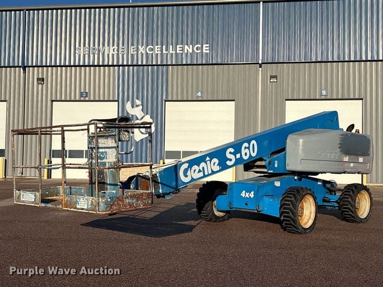 2006 Genie S-60 Equipment Image0