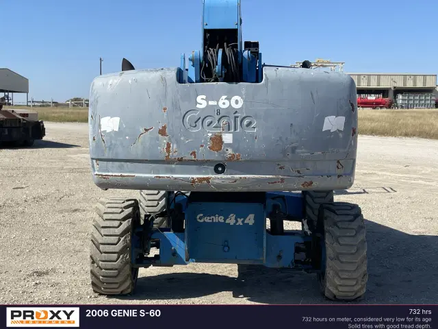Image of Genie S-60 equipment image 3