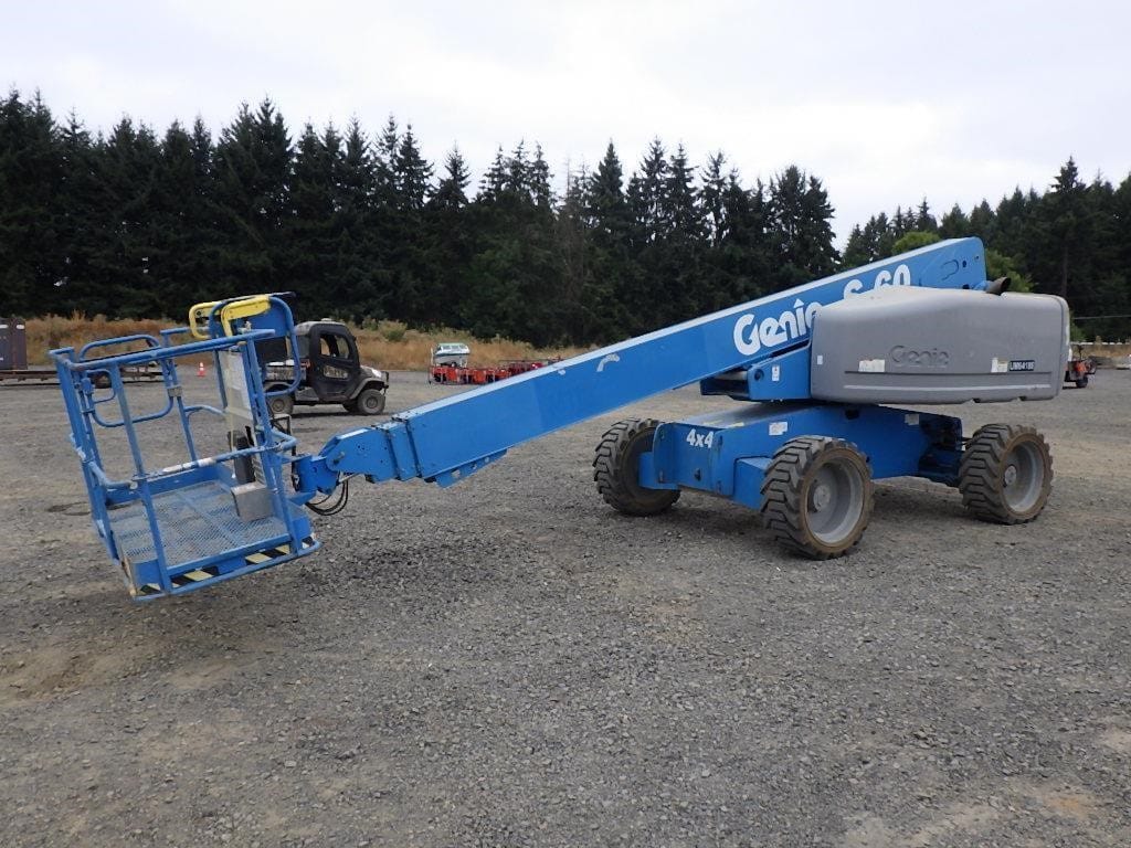 2006 Genie S-60 Equipment Image0