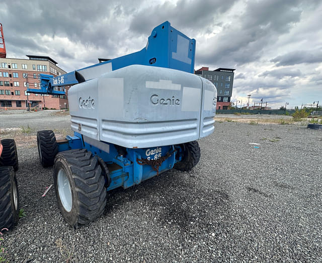 Image of Genie S-85 equipment image 2