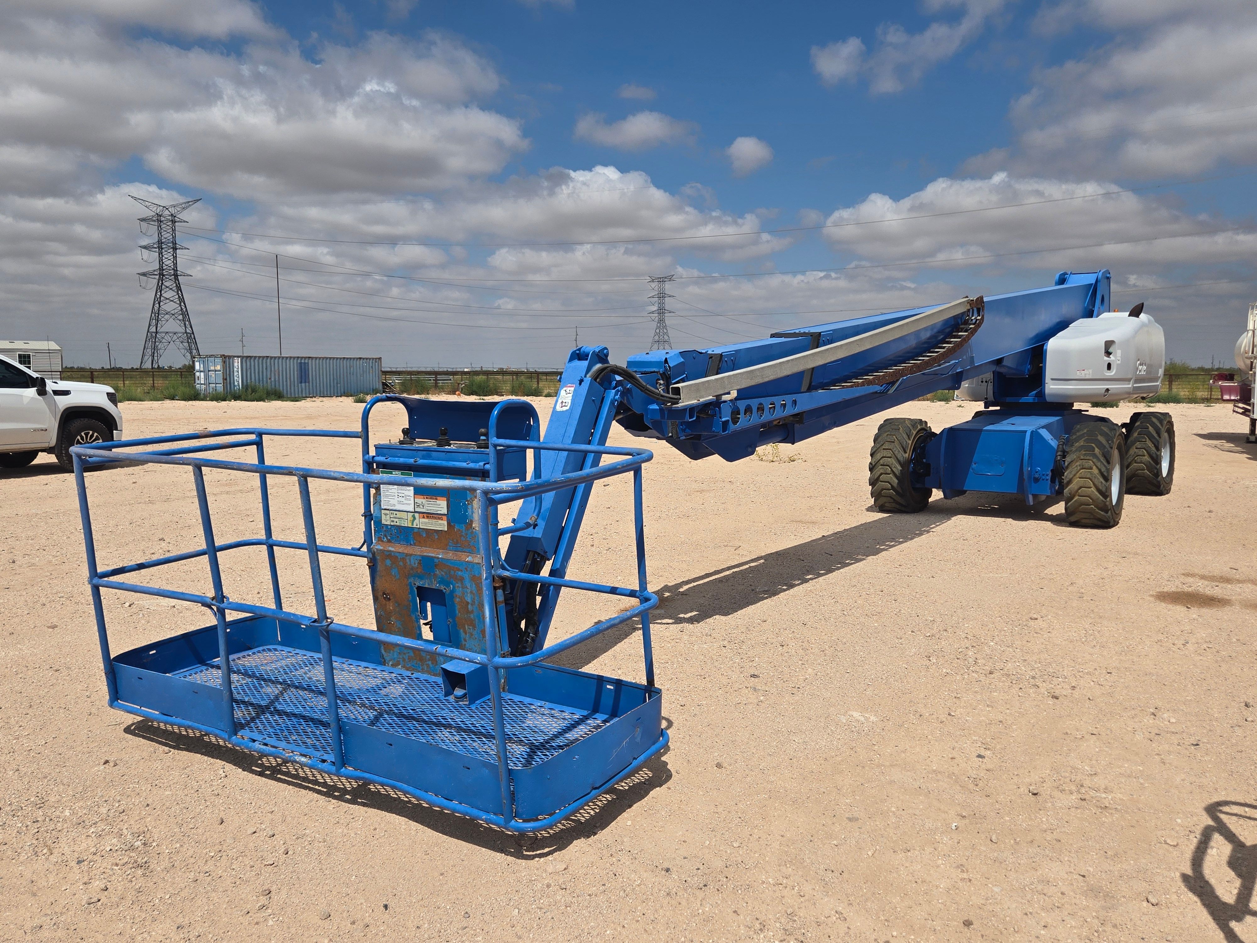 2006 Genie S125 Equipment Image0