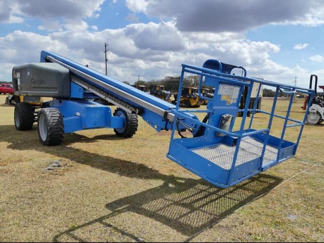 Image of Genie S60 equipment image 1