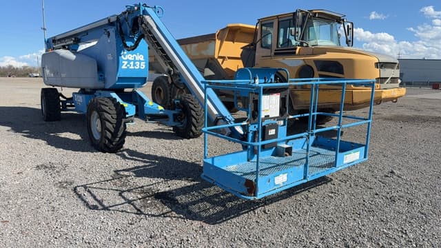 Image of Genie Z-135/70 equipment image 2