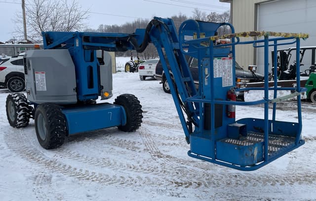 Image of Genie Z-34/22 equipment image 2