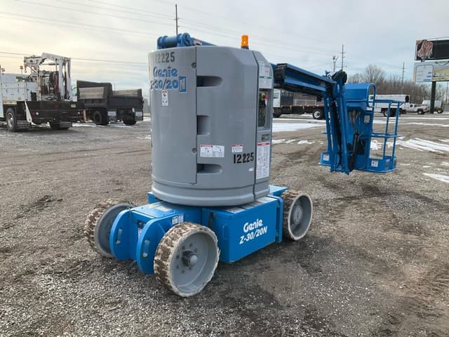 Image of Genie Z30/20N equipment image 4