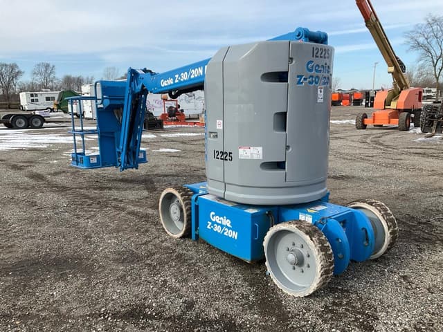 Image of Genie Z30/20N equipment image 2