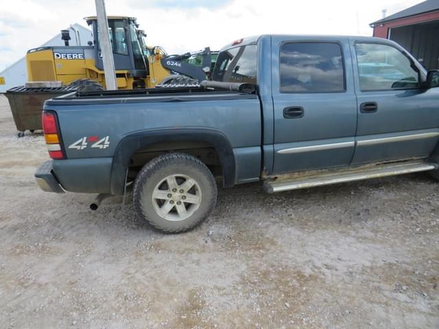 Image of GMC 1500 equipment image 2