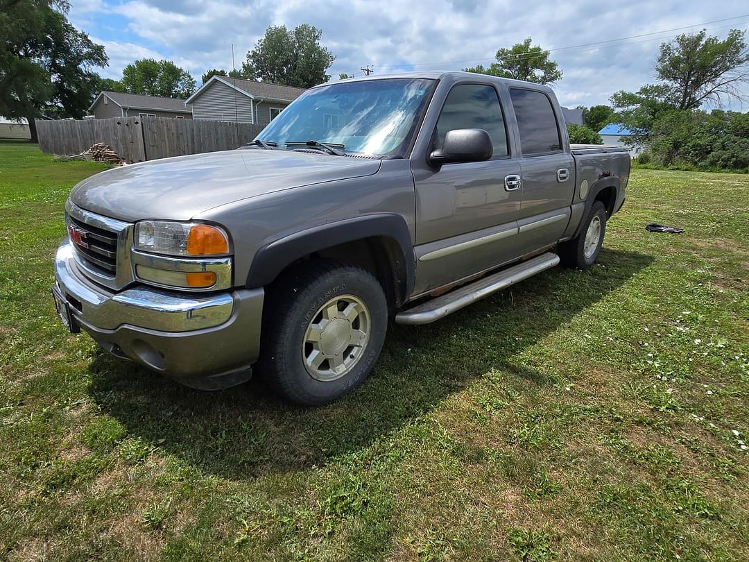 Image of GMC 1500 Primary image