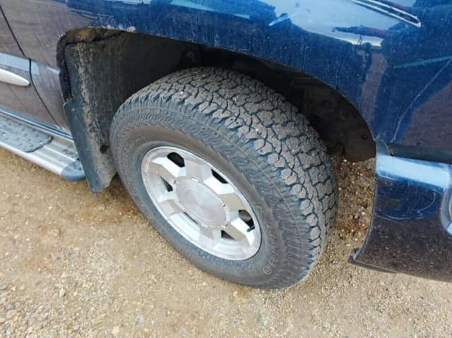 Image of GMC Sierra 1500 equipment image 4