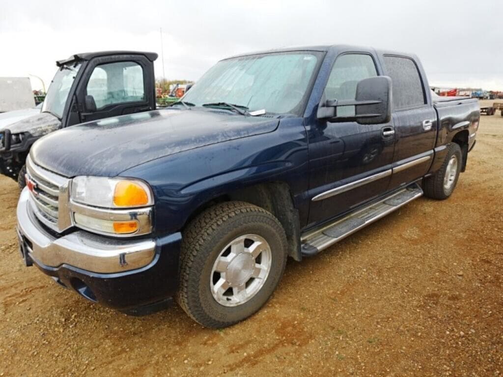 Image of GMC Sierra 1500 Primary image
