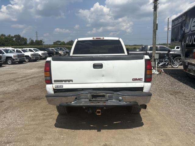 Image of GMC 2500 equipment image 2