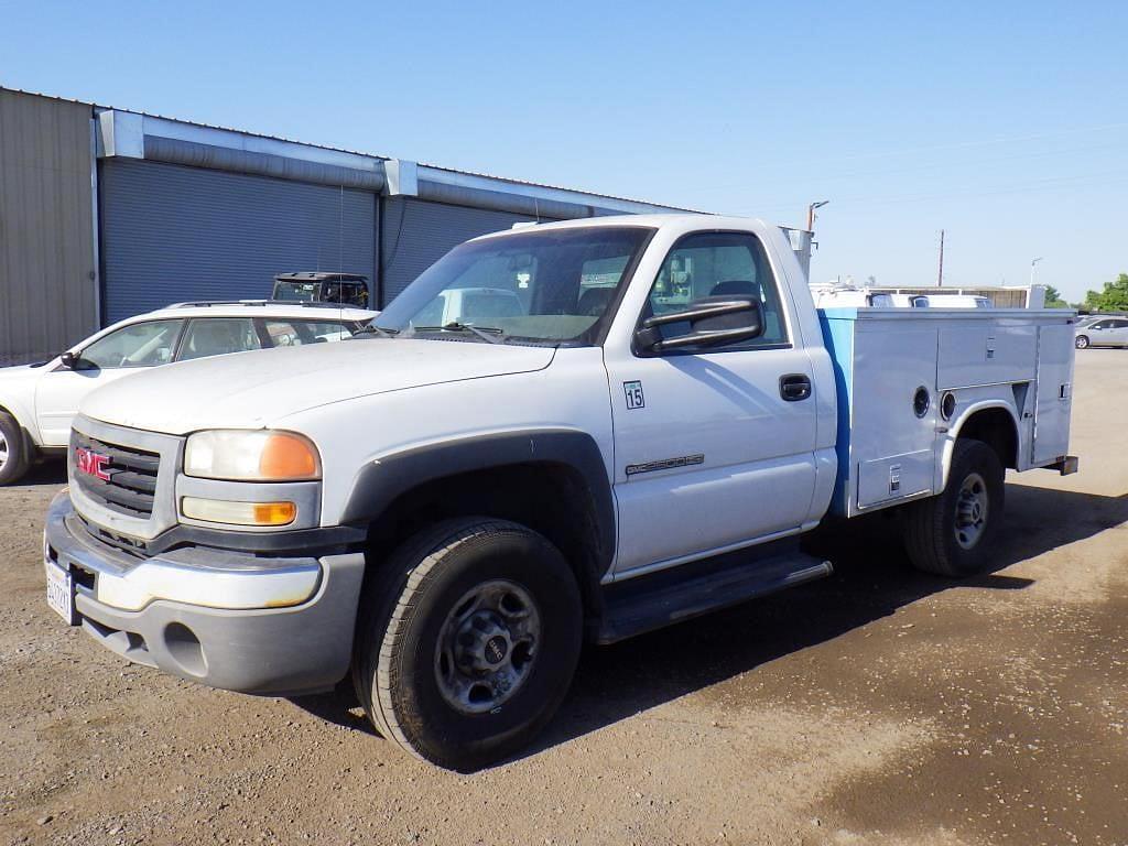 Image of GMC 2500HD Primary image