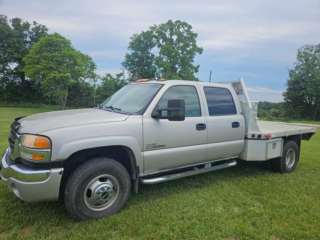 Image of GMC 3500 equipment image 1