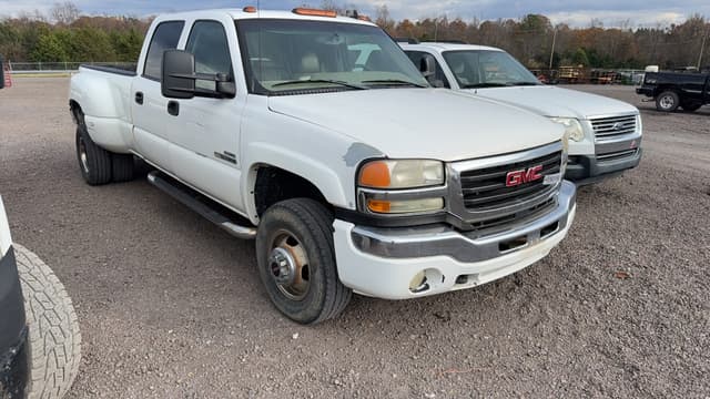 Image of GMC 3500 equipment image 2