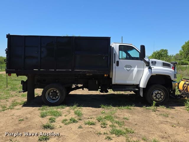 Image of GMC C5500 equipment image 4