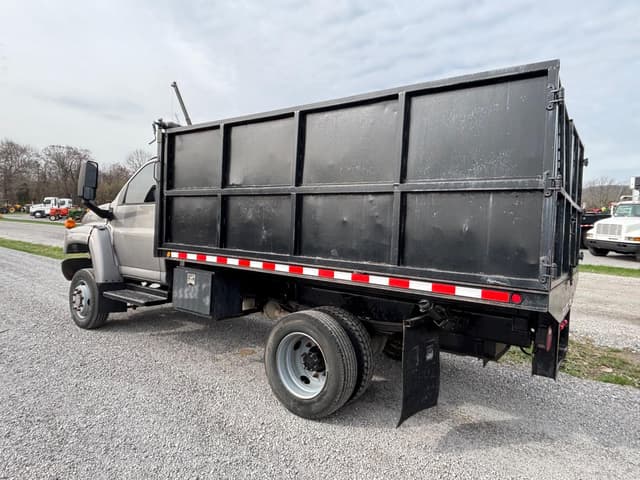 Image of GMC C5500 equipment image 4