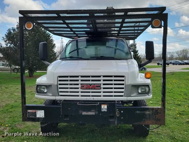 Image of GMC C5500 equipment image 1