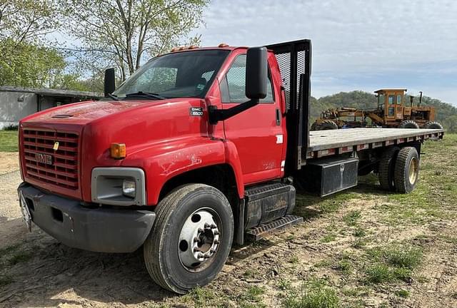 Image of GMC C6500 equipment image 4