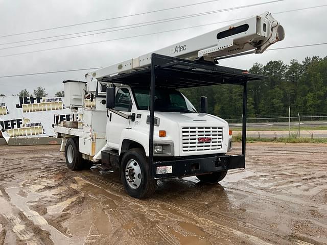 Image of GMC C7500 equipment image 2