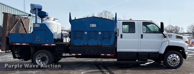 Image of GMC C7500 equipment image 3
