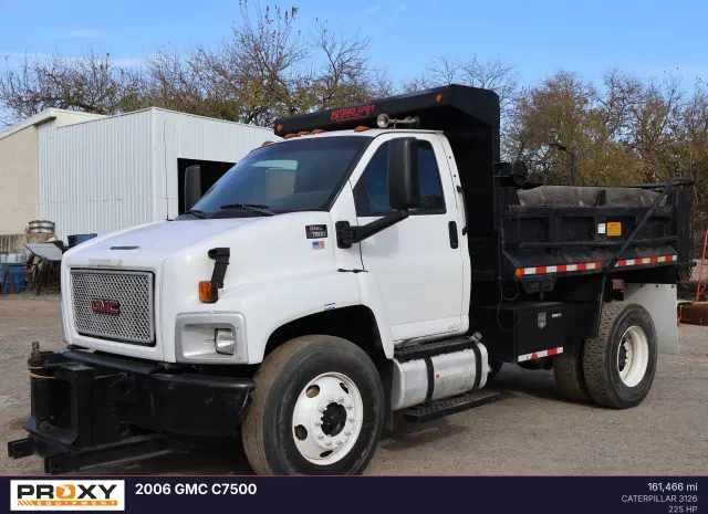 Image of GMC C7500 equipment image 1