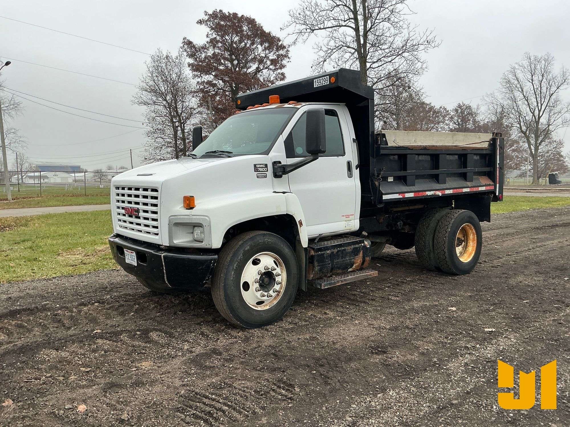 2006 GMC C7500 Equipment Image0