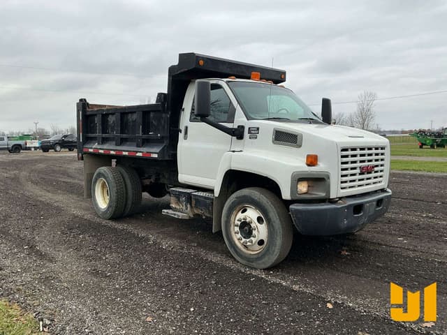 Image of GMC C7500 equipment image 2