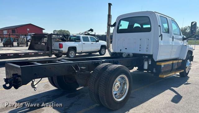 Image of GMC C7500 equipment image 1