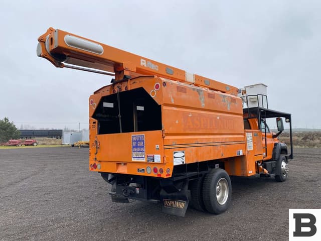 Image of GMC C7500 equipment image 4