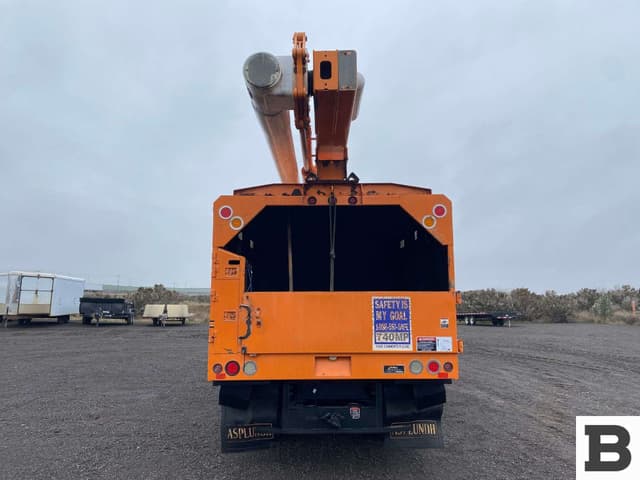 Image of GMC C7500 equipment image 3