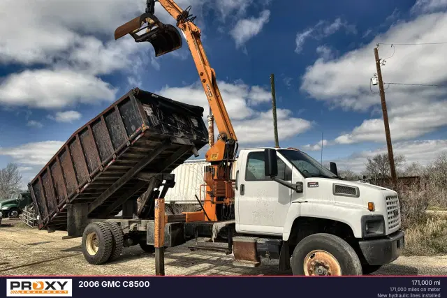 Image of GMC C8500 equipment image 1