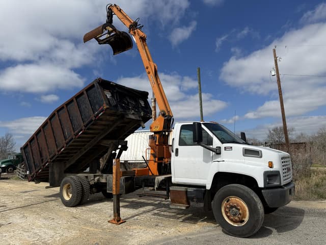 Image of GMC C8500 equipment image 1