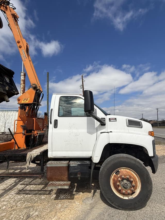 Image of GMC C8500 equipment image 4
