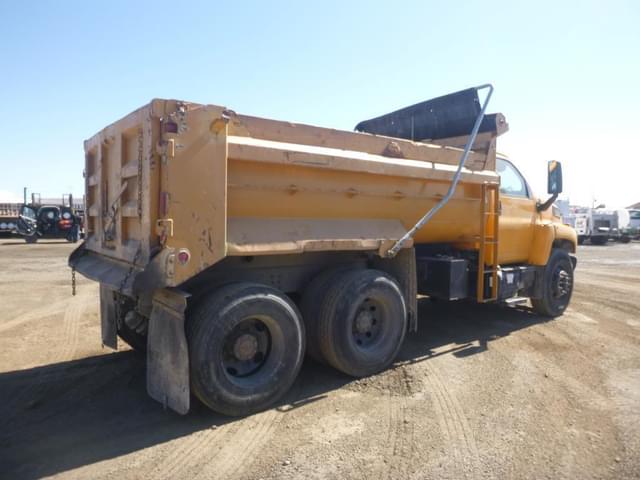 Image of GMC C8500 equipment image 2