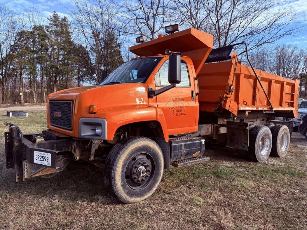 2006 GMC C8500 Equipment Image0