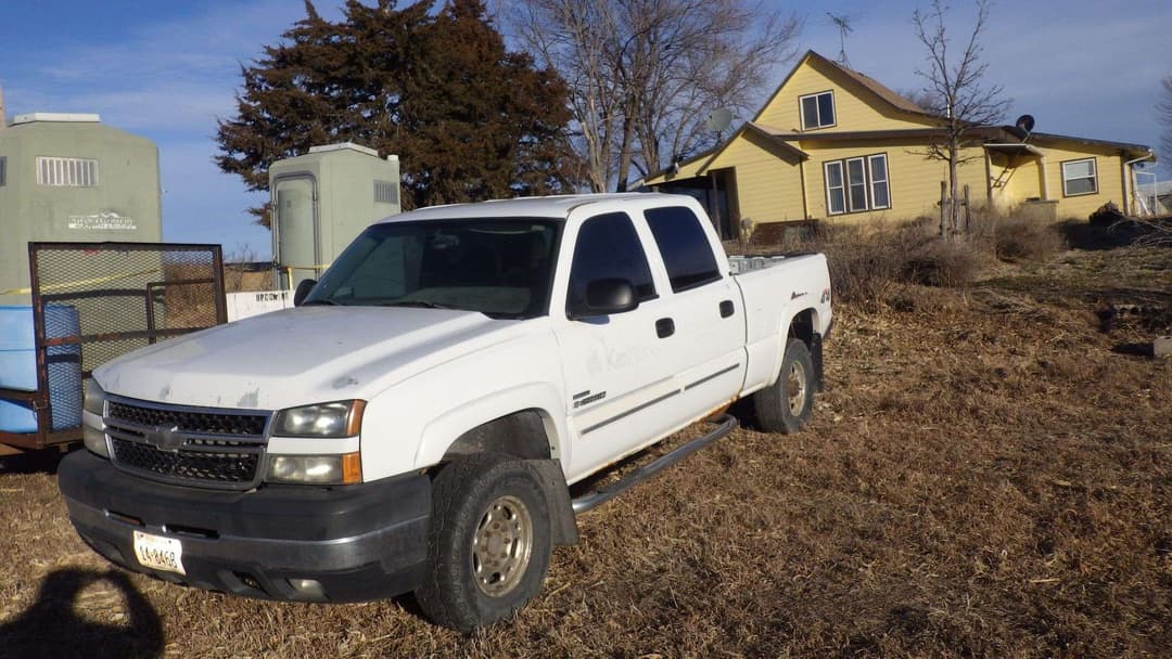 Image of GMC 2500HD Primary image