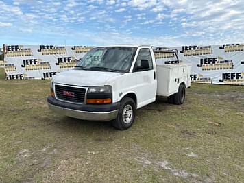 Main image GMC Savana