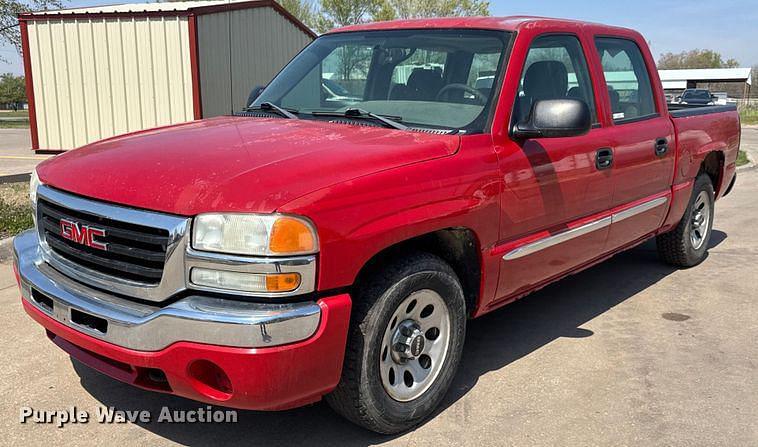 Image of GMC Sierra 1500 Primary image