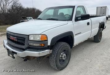 Main image GMC 2500HD