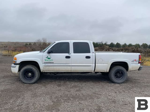 Image of GMC 2500 equipment image 1