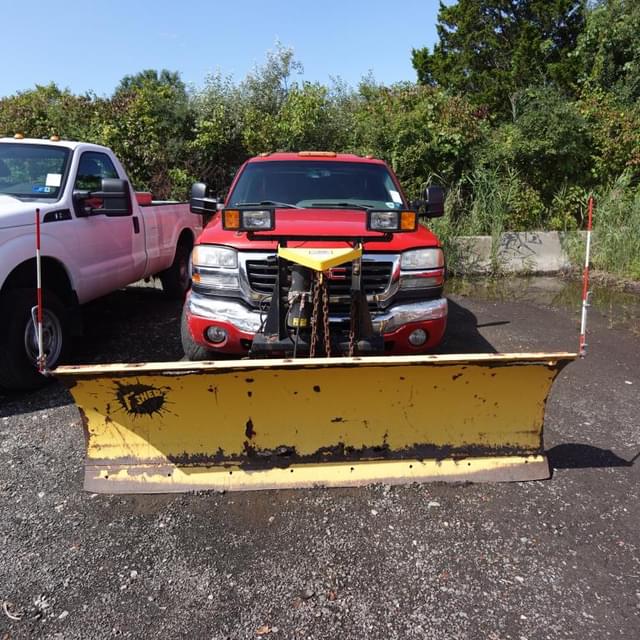 Image of GMC 2500 equipment image 1