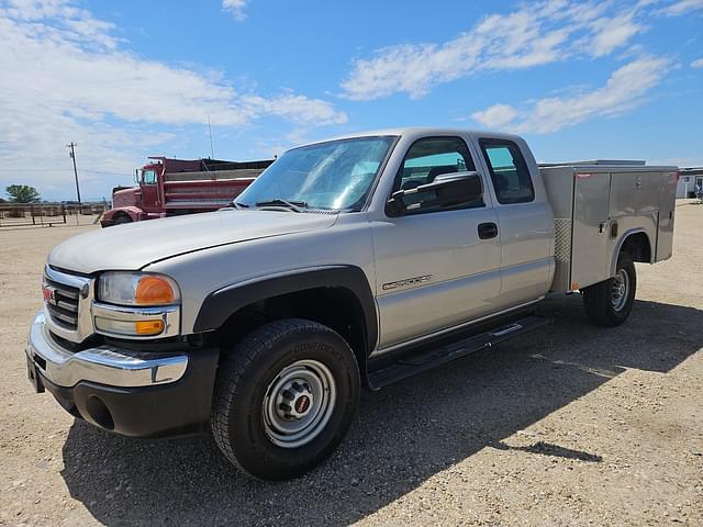 Image of GMC 2500 equipment image 2