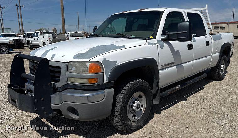 Image of GMC 2500HD Primary image
