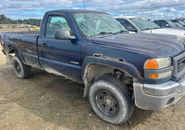 Image of GMC 3500 equipment image 2