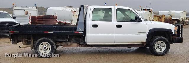 Image of GMC 3500 equipment image 3